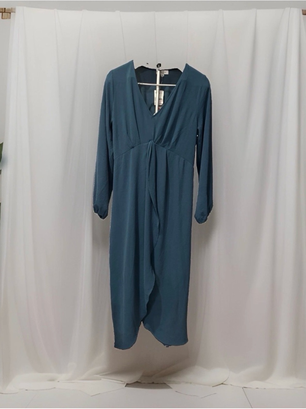 Gilli Blue L Chiffon V-Neck Dress Long Sleeve Lined